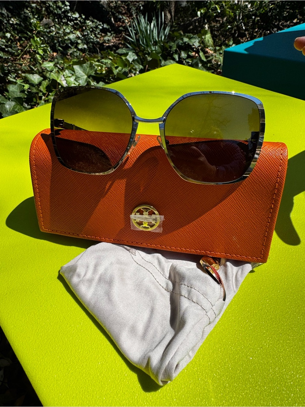 New Tory Burch TY6055 Sunglasses with Case